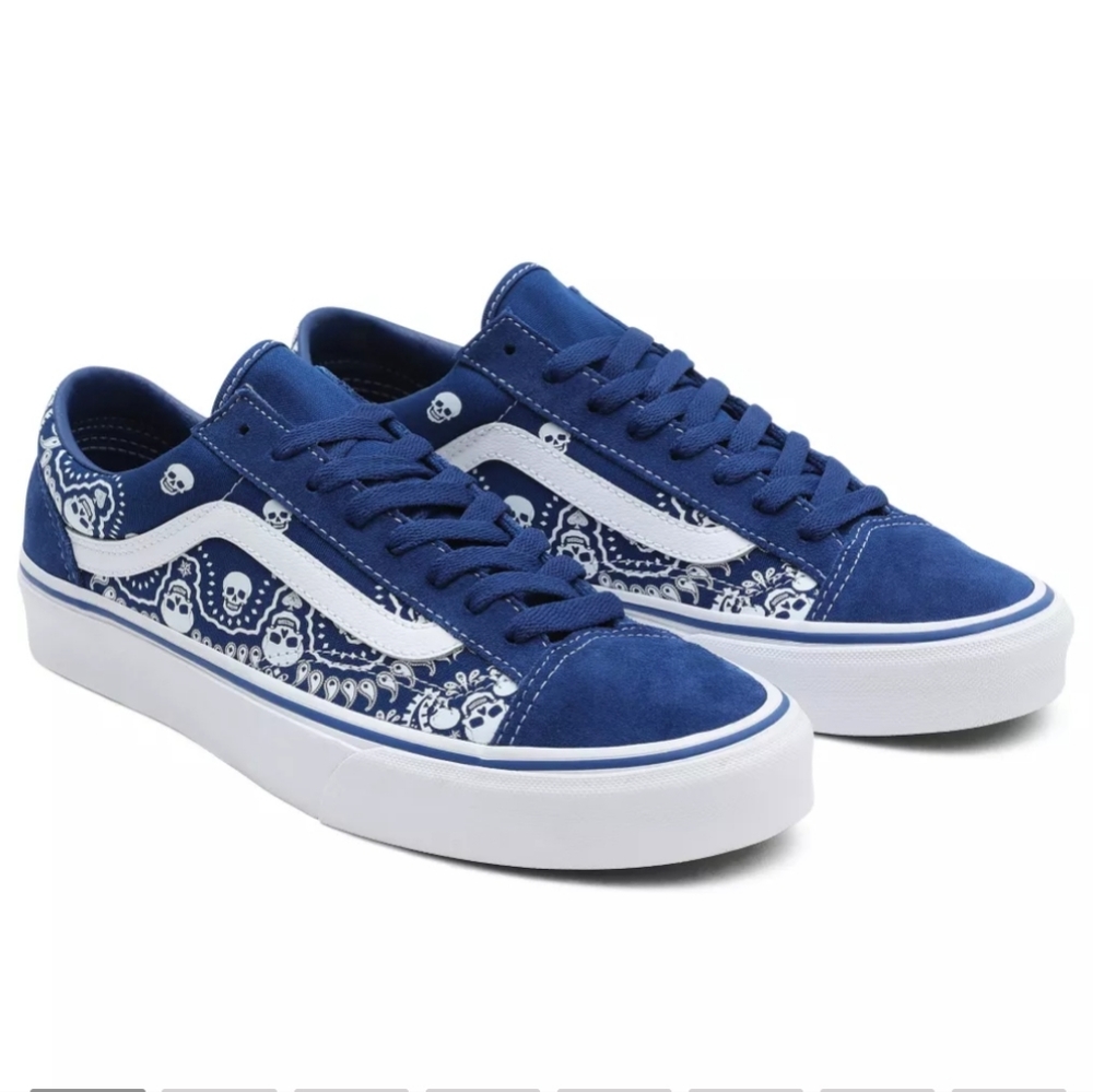 Vans Blue Skull Bandana style 36